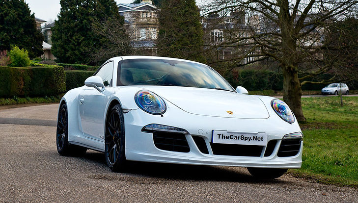 Porsche 911 / 991 GTS Front in White
